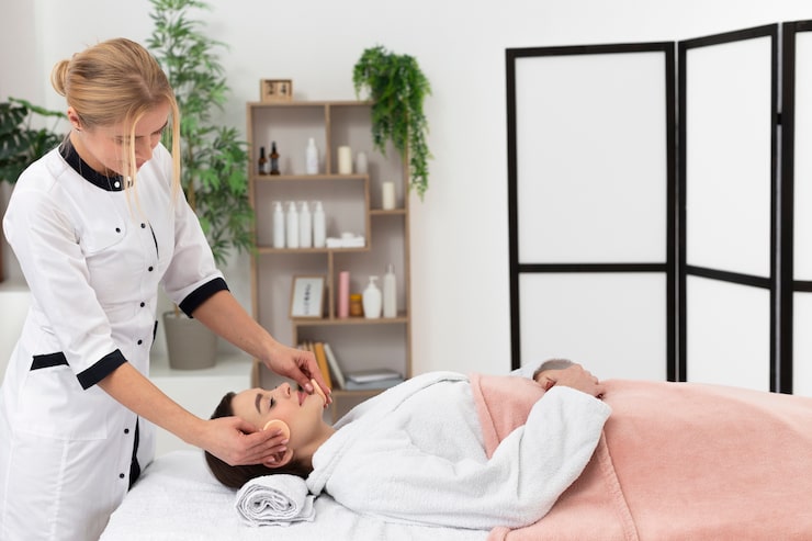 registered massage therapist in Scarborough